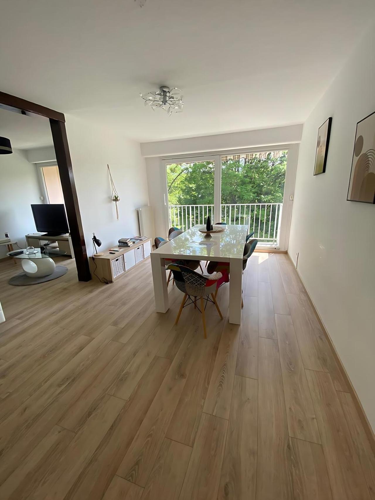 Ferienwohnung Vue Du Doubs T4 Cosy Tres Bien Situe Audincourt Exterior foto